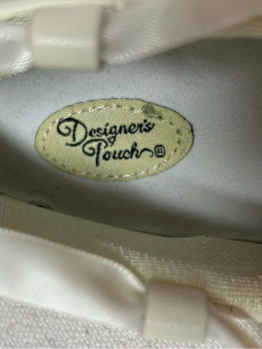 Designer’s Touch Ballet Flats Toddler Girls 6 Ivory Leather Ribbon Tie String